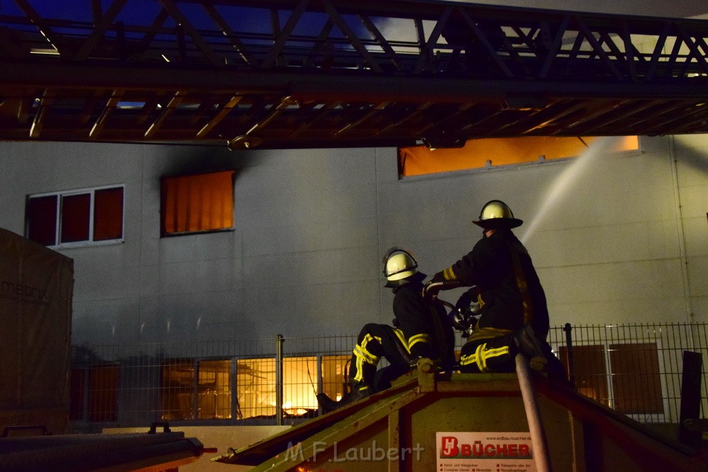 Grossbrand Halle Troisdorf Kriegsdorf Junkersring P530.JPG - Miklos Laubert